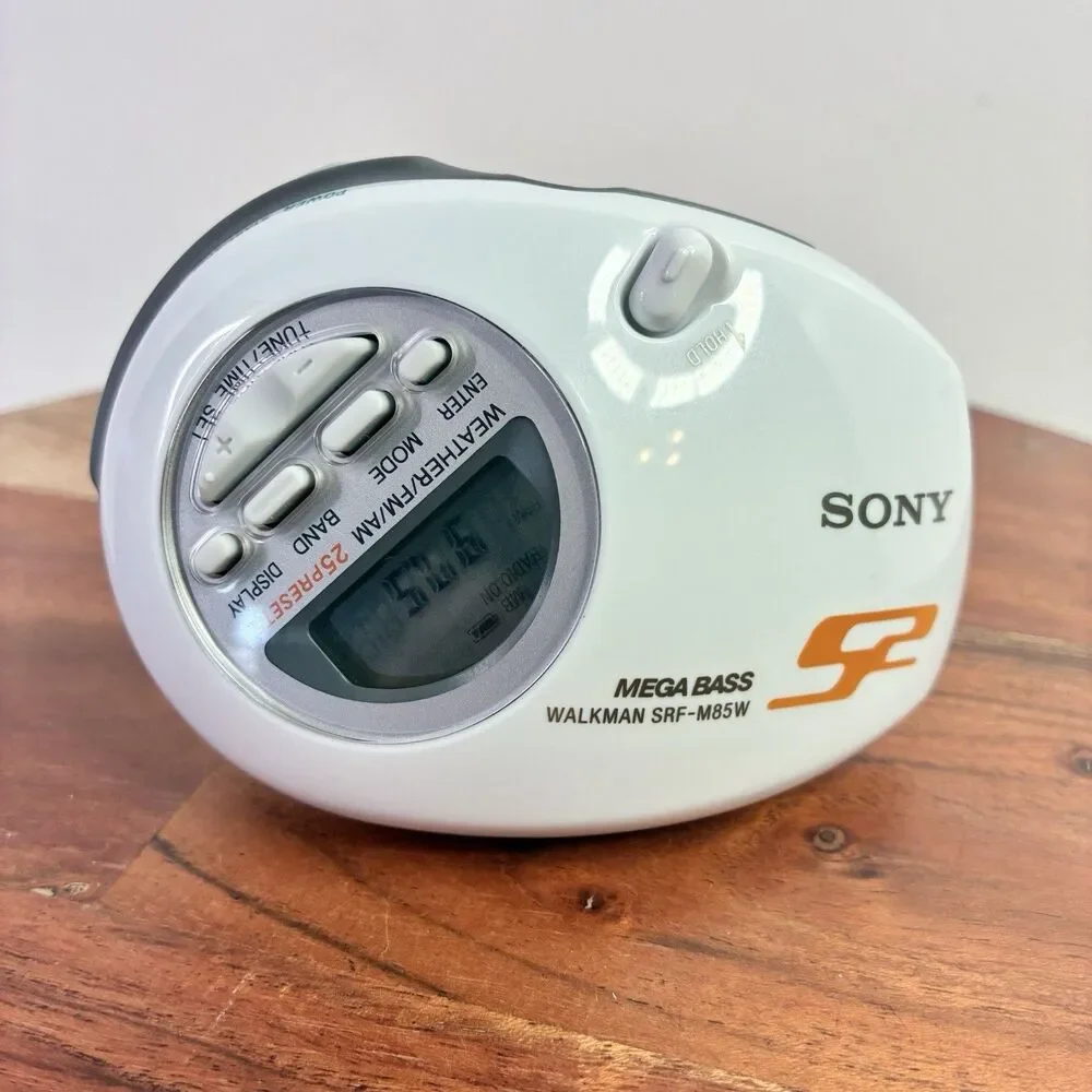 Sony Mega Bass S2 Walkman AM/FM Radio Weather SRF-M85V White w/ Strap Tested
